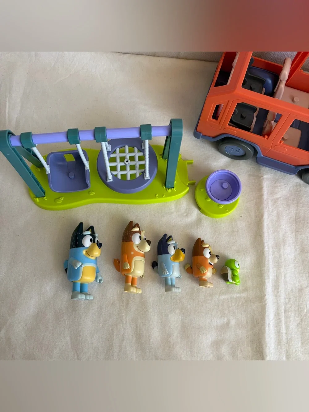Bluey Turtleboy Complete Playset Playground/park & Heeler Family and 4WD Car
